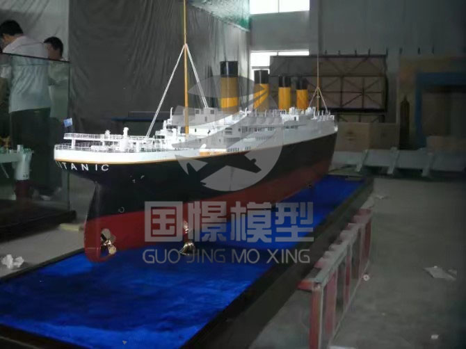 鹤峰县船舶模型