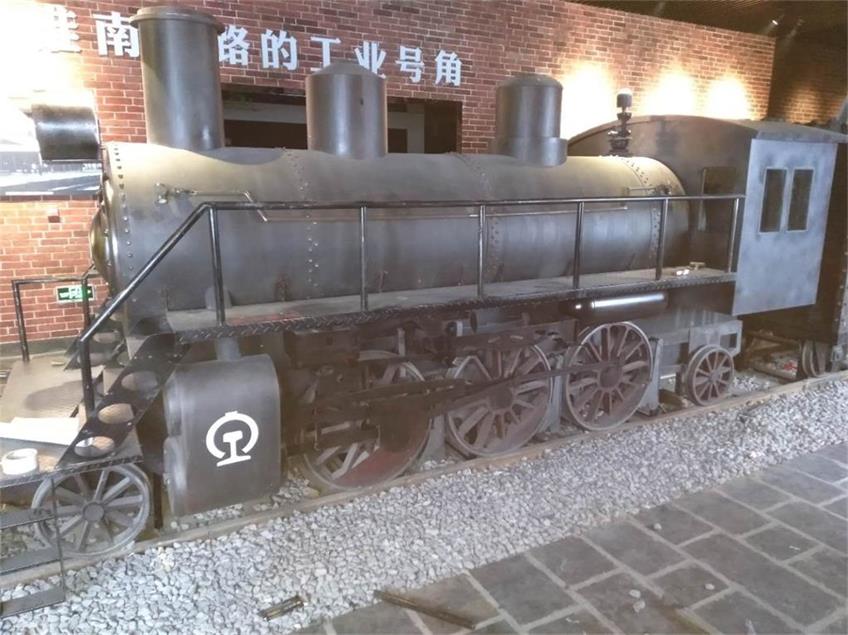 鹤峰县蒸汽火车模型